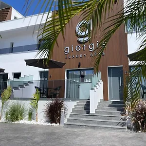 Giorgis Luxury Apartment