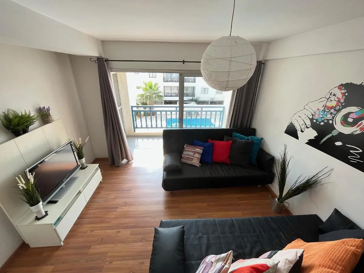 Napa Blue Apartment, Xxl Pool,In Hearth Of Ayia Napa Cyprus